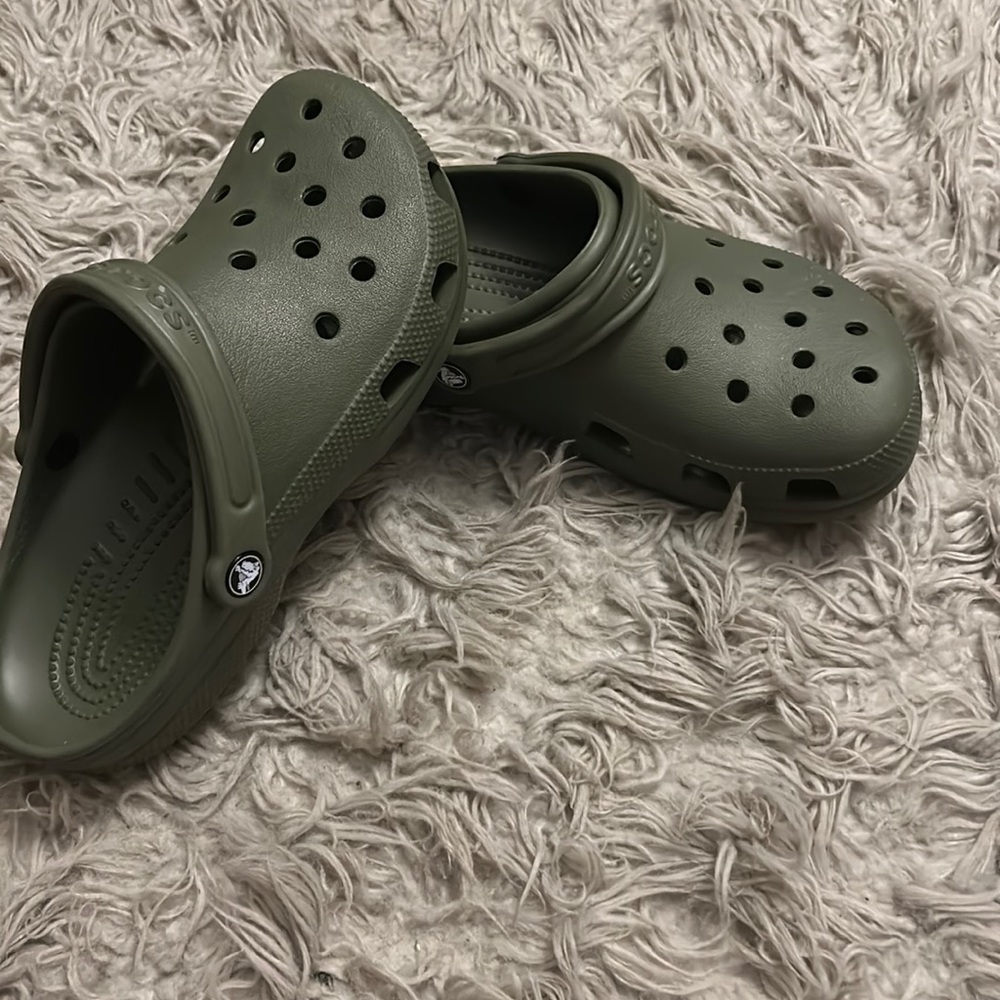Crocs!